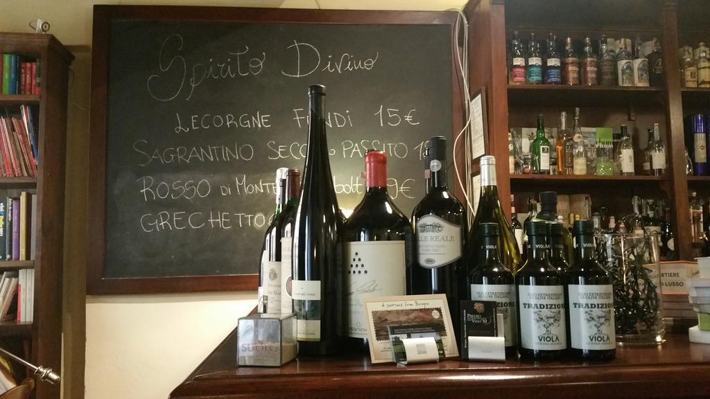 Locanda Spirito Divino Bevagna Luaran gambar